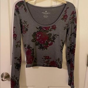 Size small long sleeve American eagle shirt